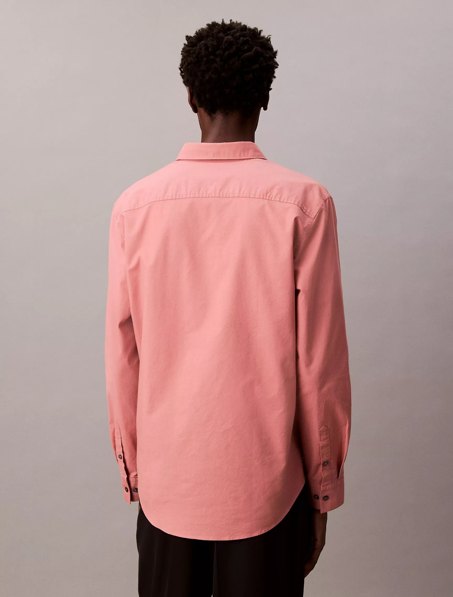 Camisa manga larga unicolor Oxford con logo