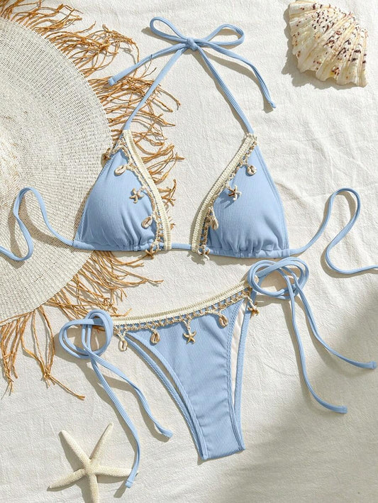Bikini con adorno de conchas