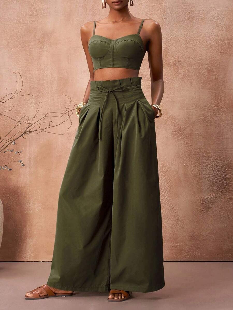 Conjunto de camiseta de tirantes con bolsillos y pantalones