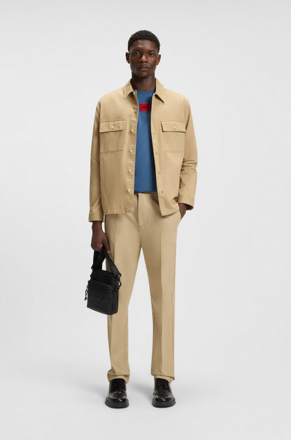 Franela cuello redondo con logo bordado central