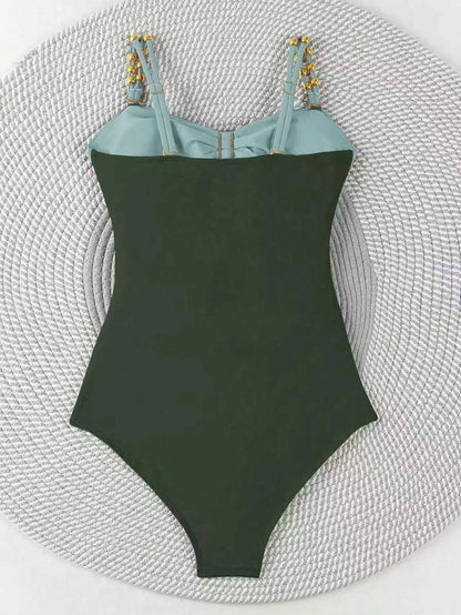 Traje de baño de una pieza y 3 colores