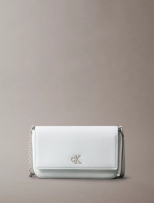 Cartera pequeña con logo