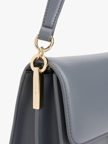 Cartera tipo bandolero con cinturón extraible