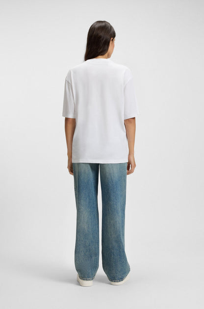 Franela cuello redondo con logo de central de carita