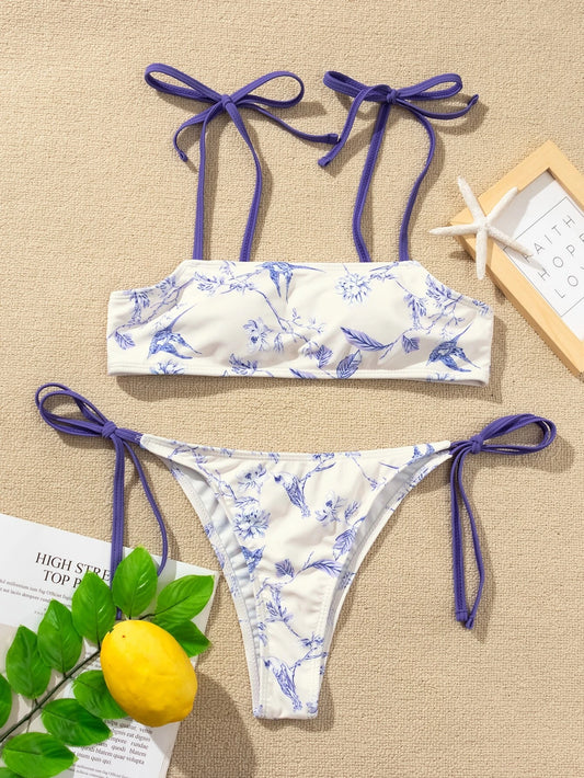 Bañador bikini con cordón lateral con estampado floral